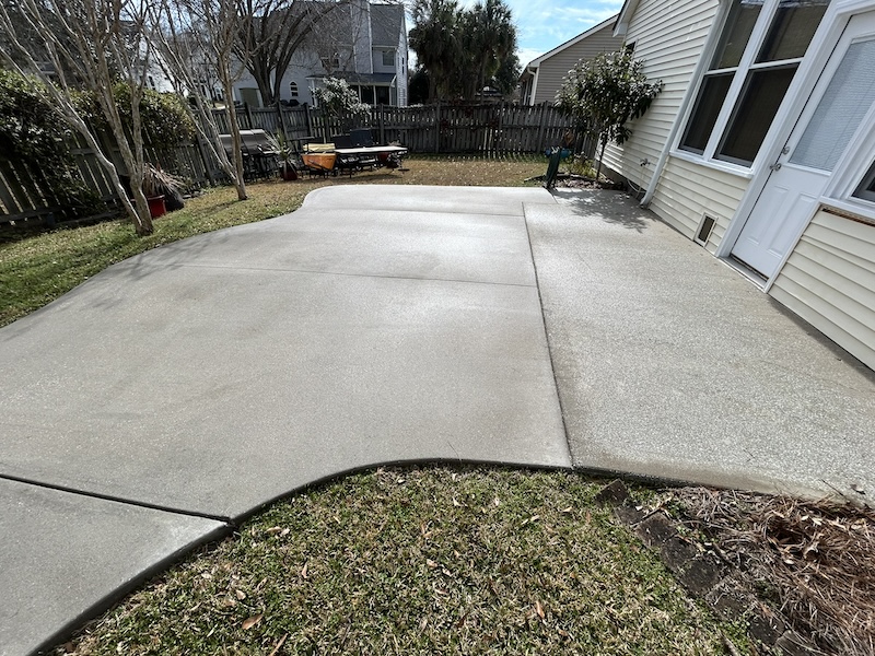 Pressure Washed Concrete Walkway and Patio